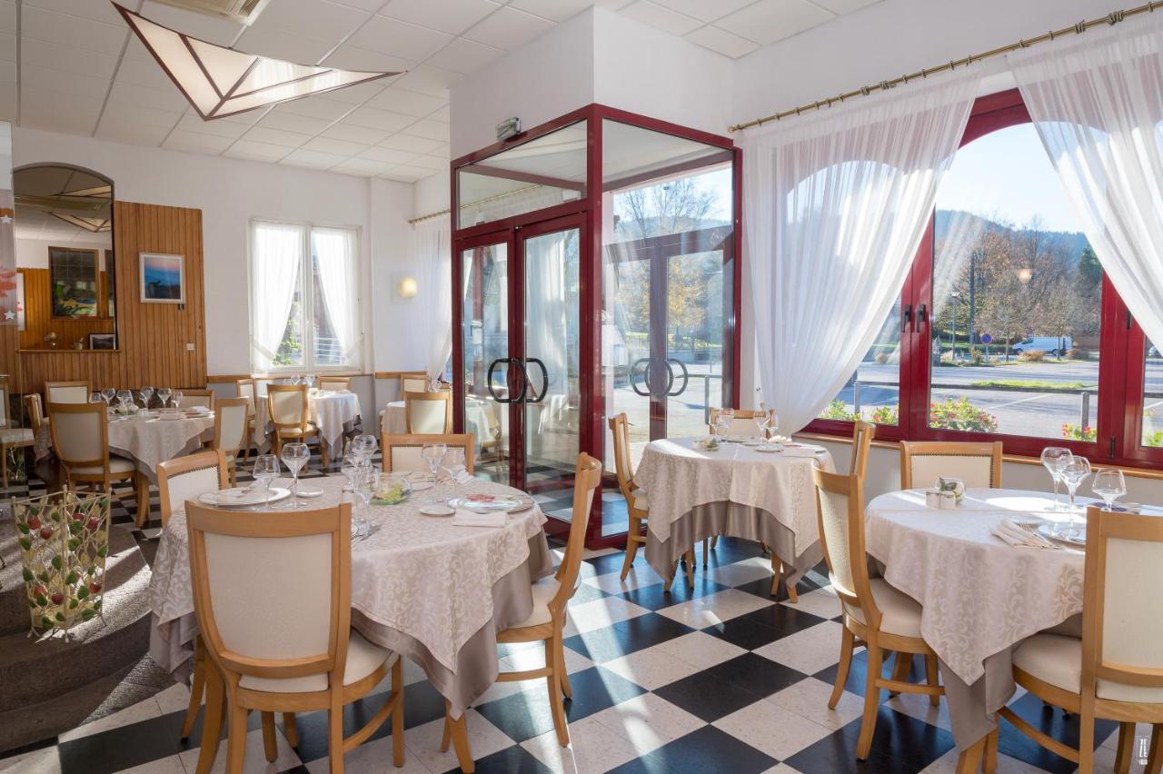 Logis Hotel & Restaurant Des Lacs Celles-sur-Plaine Екстер'єр фото